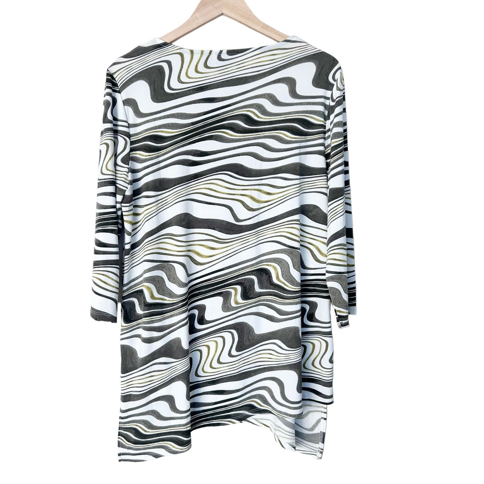 Chicos Chicos Travelers Green White Printed Blouse Tunic Sz L Size L / US 10 / IT 46 - 5 Thumbnail