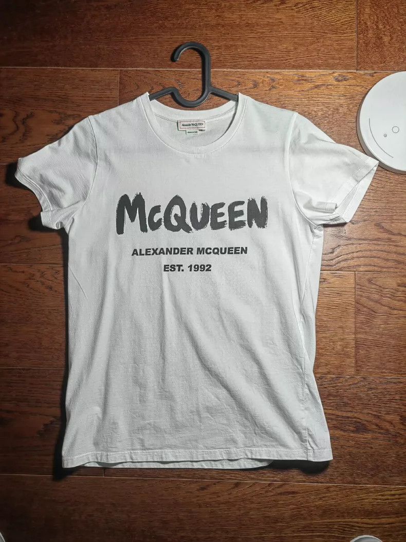 Alexander McQueen McQueen Women's White Short Sleeve T-Shirt- DMC Size US M / EU 48-50 / 2 - 1 Thumbnail