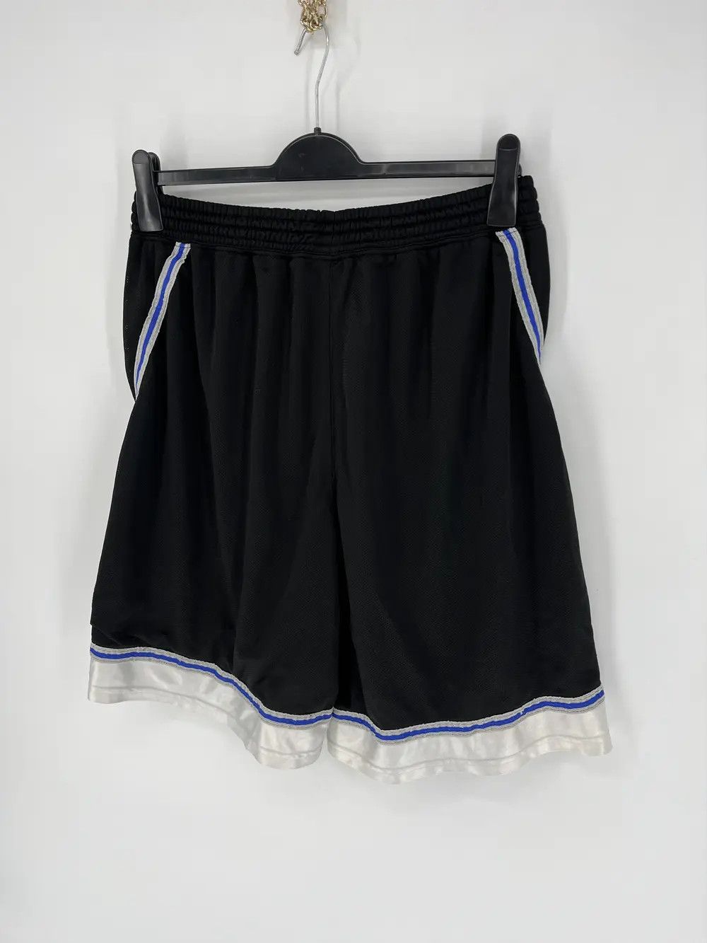 NBA × Nike × Vintage 90s Vintage Nike Black Nylon Mini Swoosh Shorts Travis Style Size US 42 / EU 58 - 12 Thumbnail