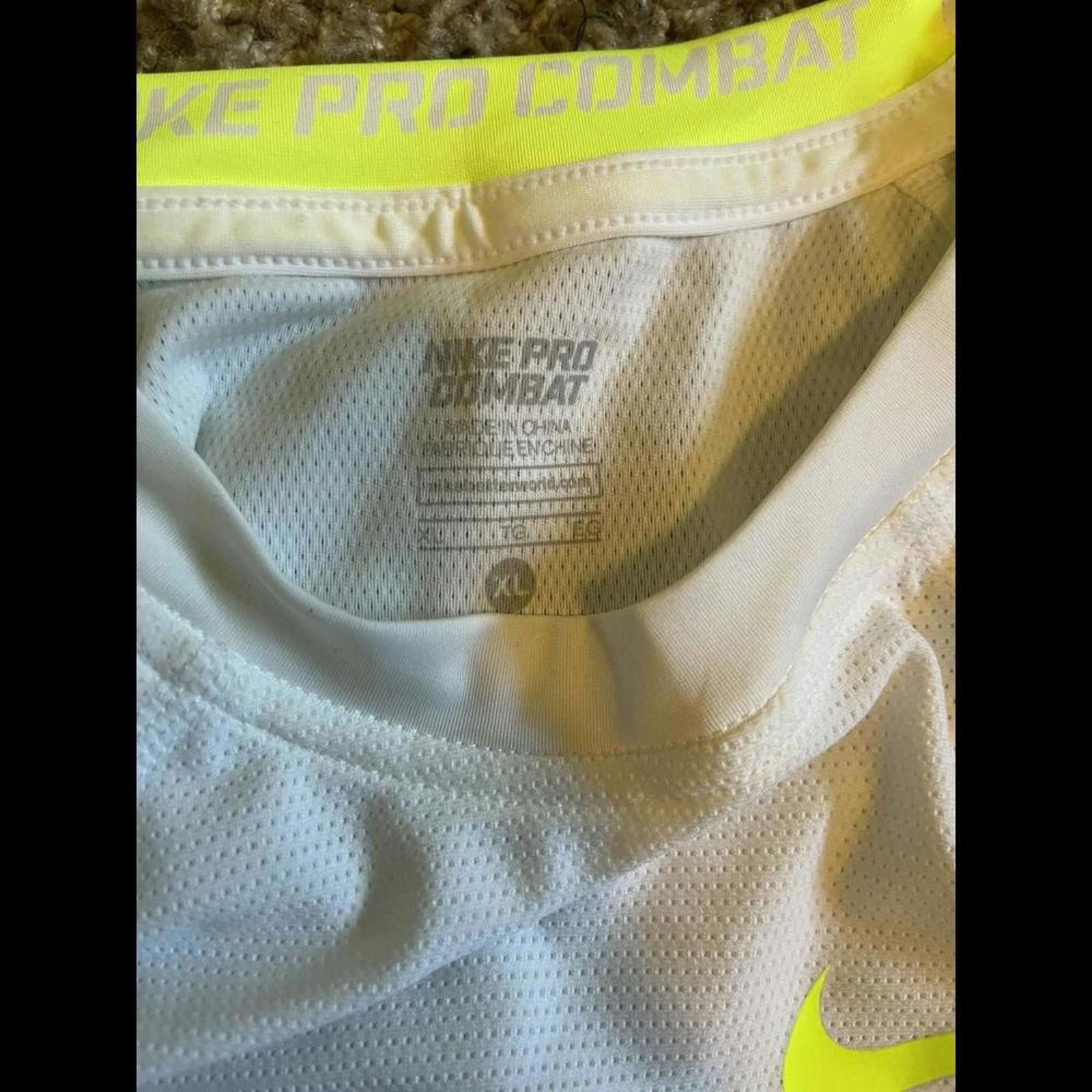 Nike Nike Mens Pro Hyperstrong Compression 4-Pad Top Size US XL / EU 56 / 4 - 4 Thumbnail