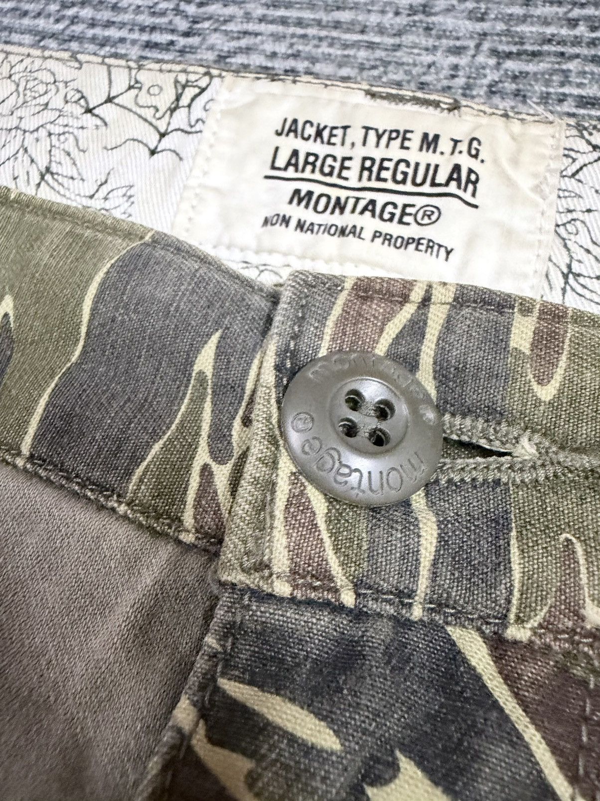 Subware Vtg💥Y2k Montage Mtg Hybrid Tiger Stripe Patchwork Cargo Pant Size US 33 - 18 Thumbnail