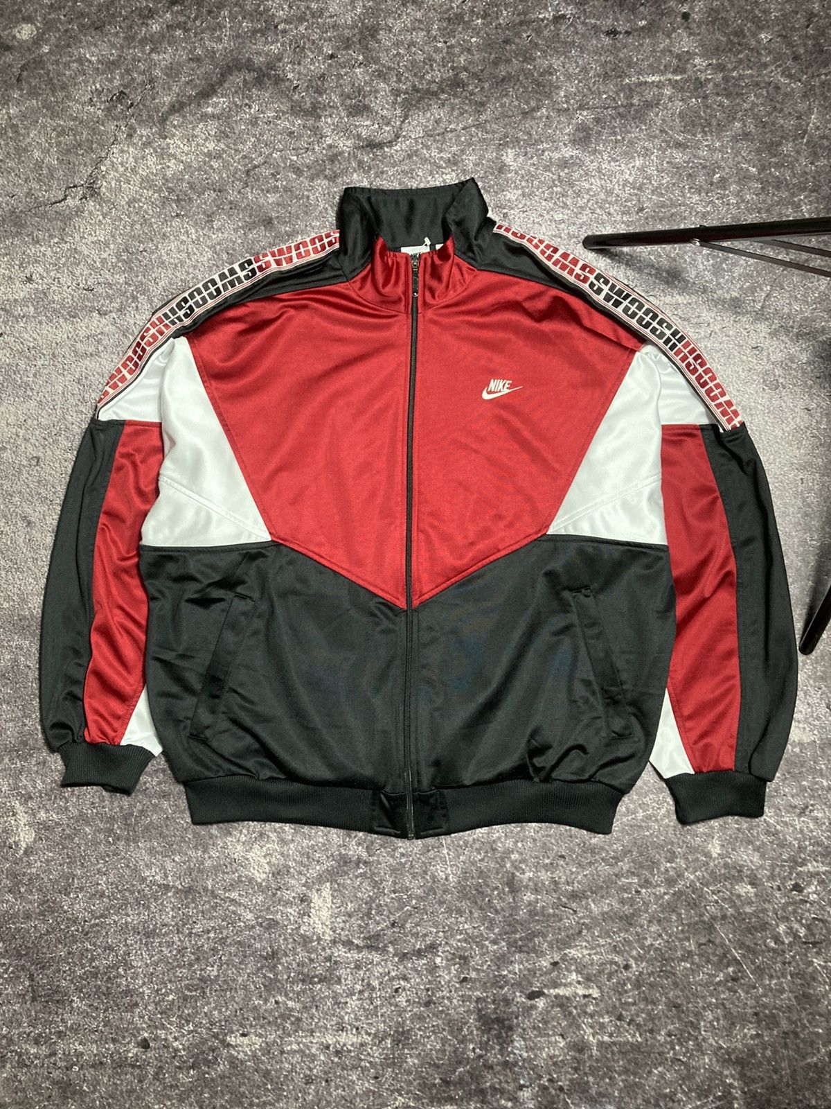 Nike Vintage Nike Track Jacket Swoosh Logo Tape Sleeve 90s Size US XL / EU 56 / 4 - 1 Thumbnail