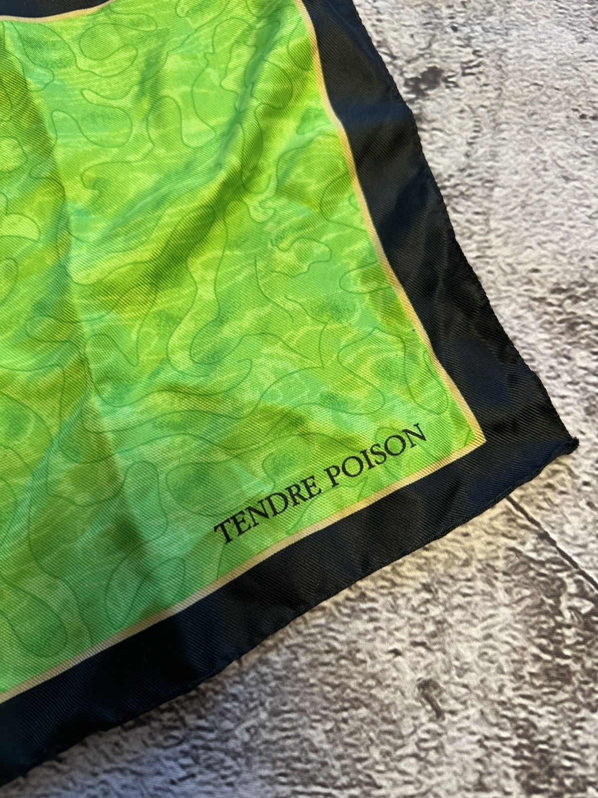 Christian Dior Monsieur Vintage Parfume Christian dior silk scarf green Size ONE SIZE - 5 Thumbnail