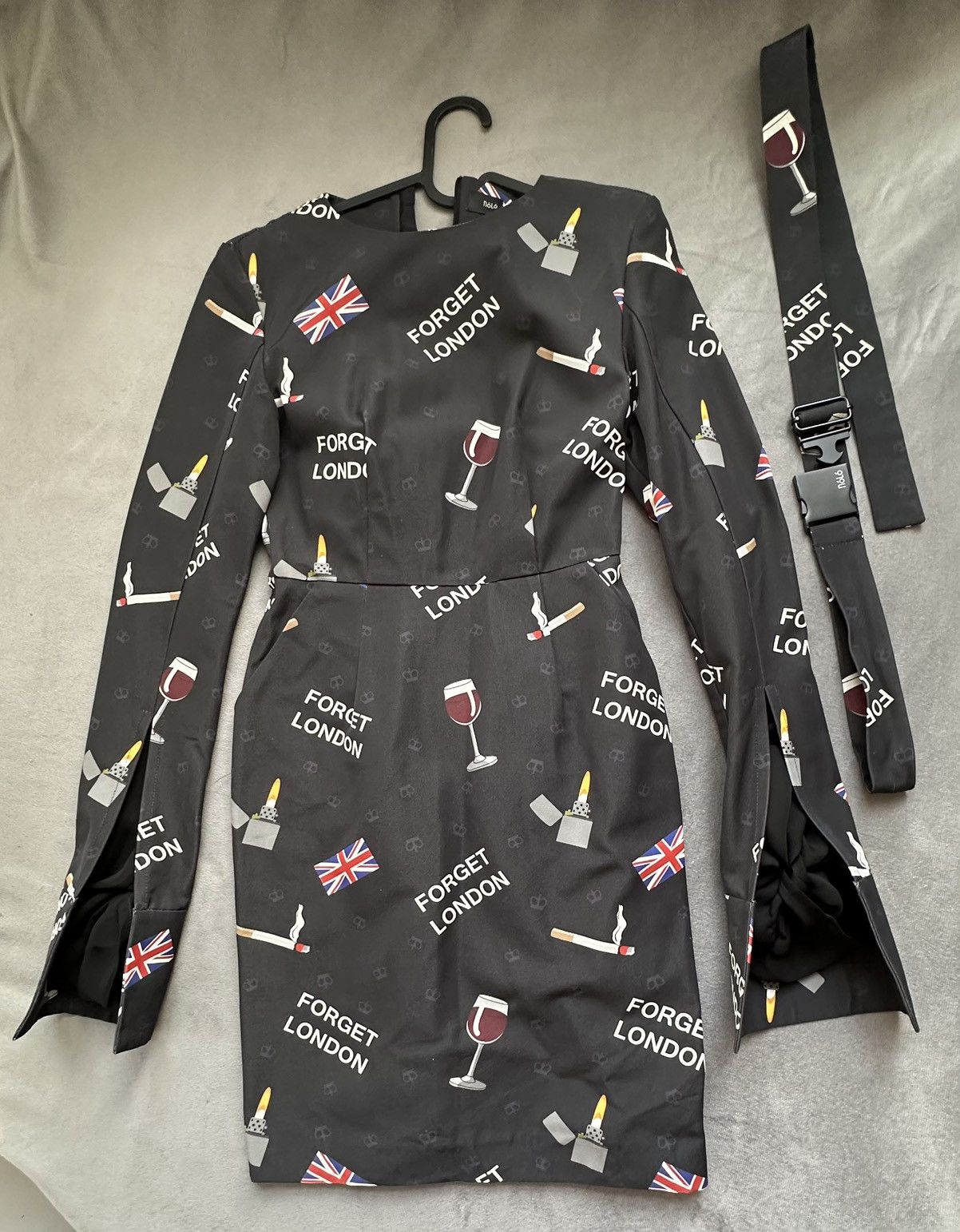 Other RARE NÓLÓ Forget London Dress XS Riga FashionWeek Collection Size XS / US 0-2 / IT 36-38 - 1 Thumbnail