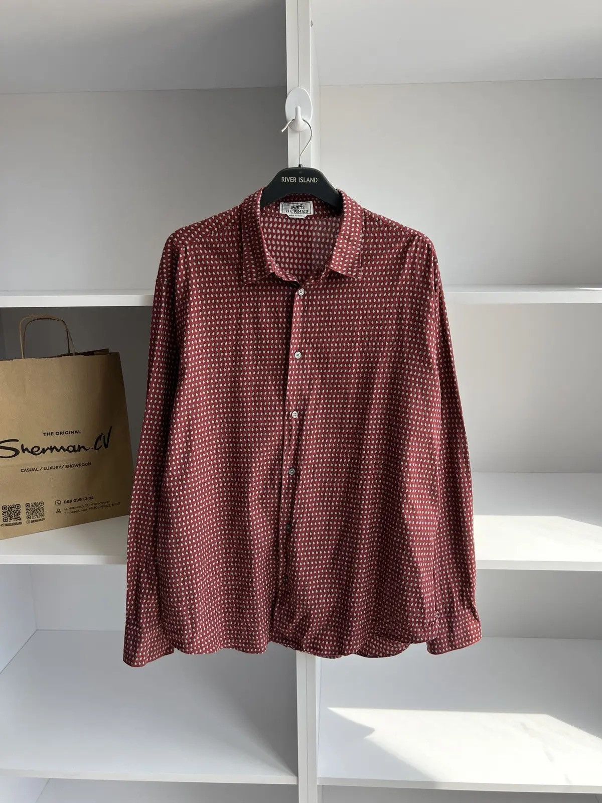 Designer × Hermes × Vintage Vintage Hermes Penguin Imprinted Fitted Coton Shirt Size US M / EU 48-50 / 2 - 3 Thumbnail