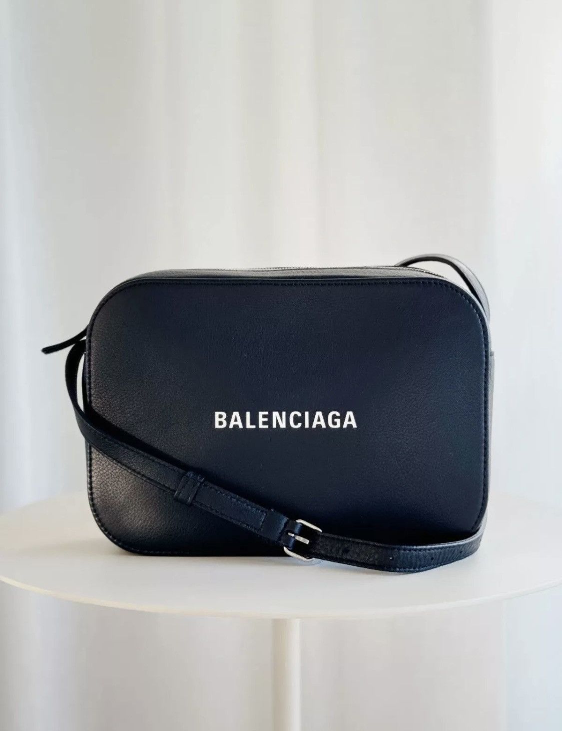 Balenciaga BALENCIAGA "CAMERA BAG" Size ONE SIZE - 1 Thumbnail