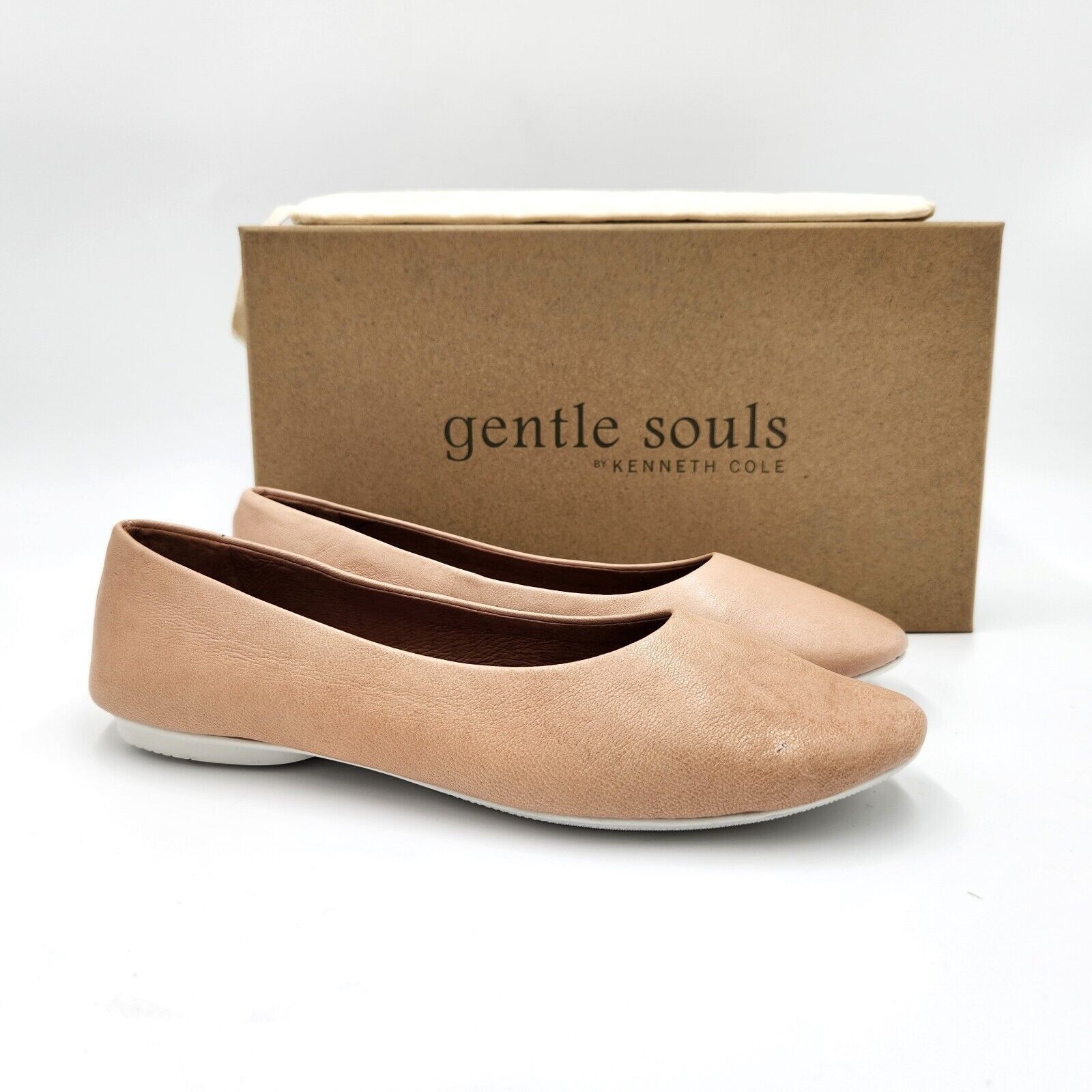 Gentle Souls Women Beige Leather Ballet Flats Size 5.5M