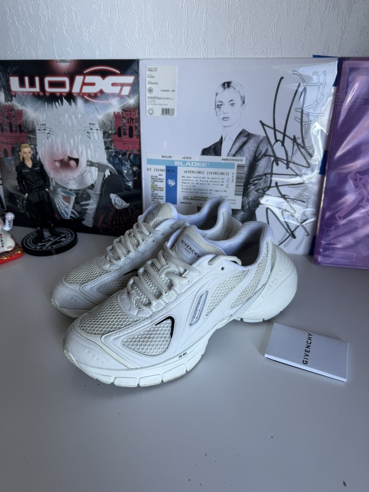 Givenchy Givenchy TK-MX White Sneakers Runners Luxury Designer Size US 9 / EU 42 - 2 Thumbnail