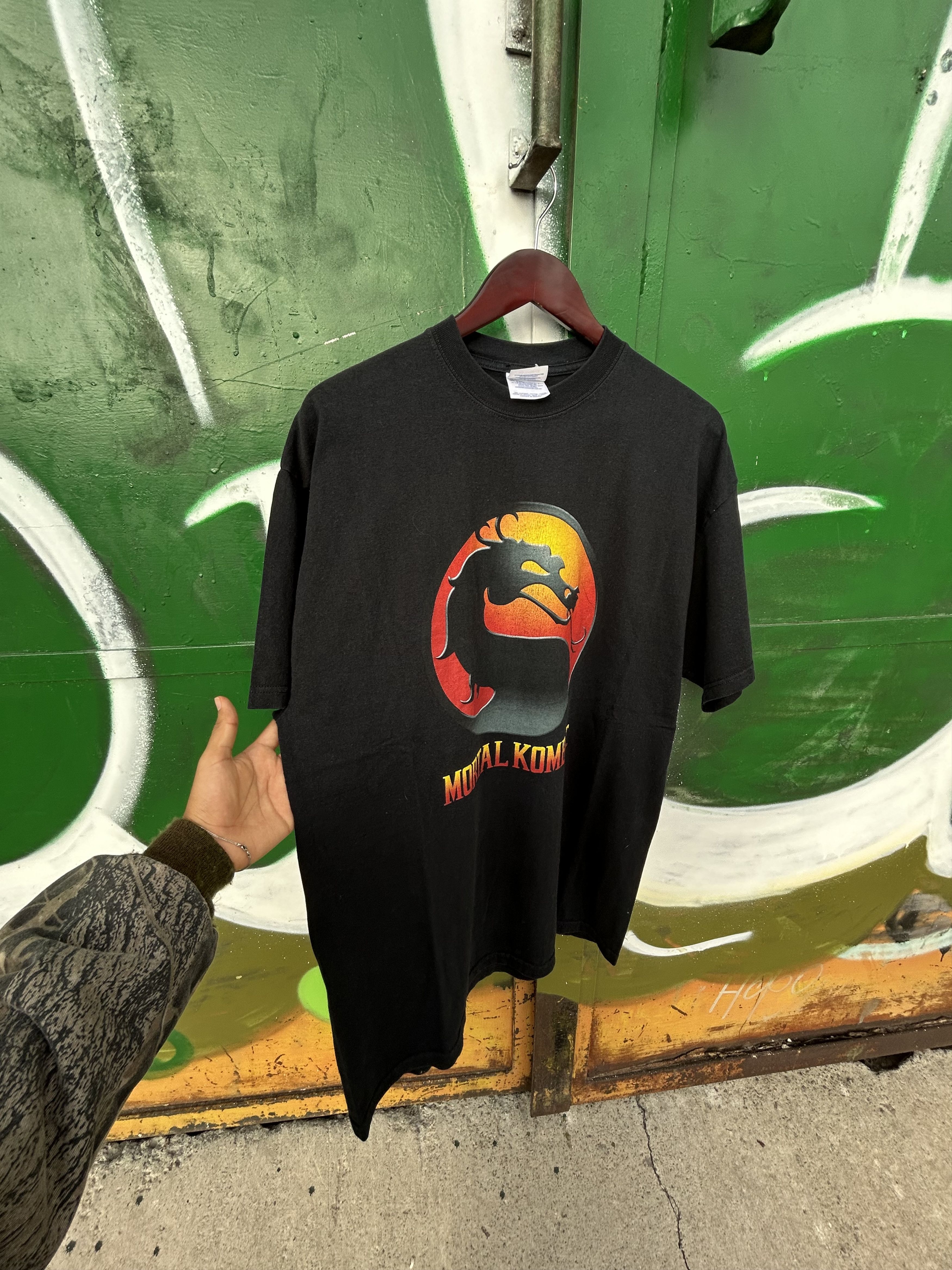 Vintage Mortal Kombat Video Game Promo Tshirt 🐉 Size US XL / EU 56 / 4 - 2 Thumbnail