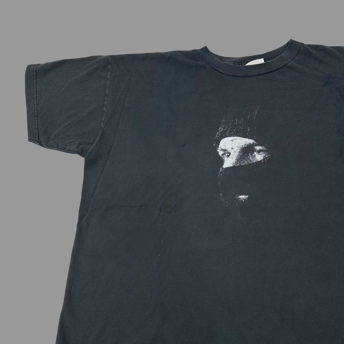 Vintage Vintage 1990s ski mask tshirt Size US L / EU 52-54 / 3 - 2 Thumbnail