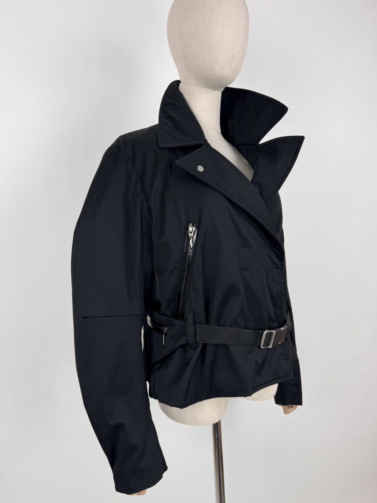 Marithe + Francois Girbaud Marithe Francois Girbaud Jacket Avant Garde style belted bag Size M / US 6-8 / IT 42-44 - 5 Thumbnail