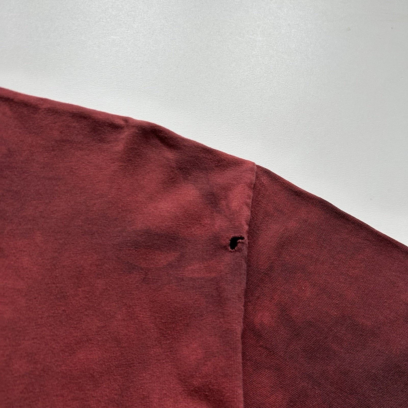 The Mountain Vintage Devil T-Shirt XL Burgundy The Mountain Art Parody Size US XL / EU 56 / 4 - 3 Thumbnail