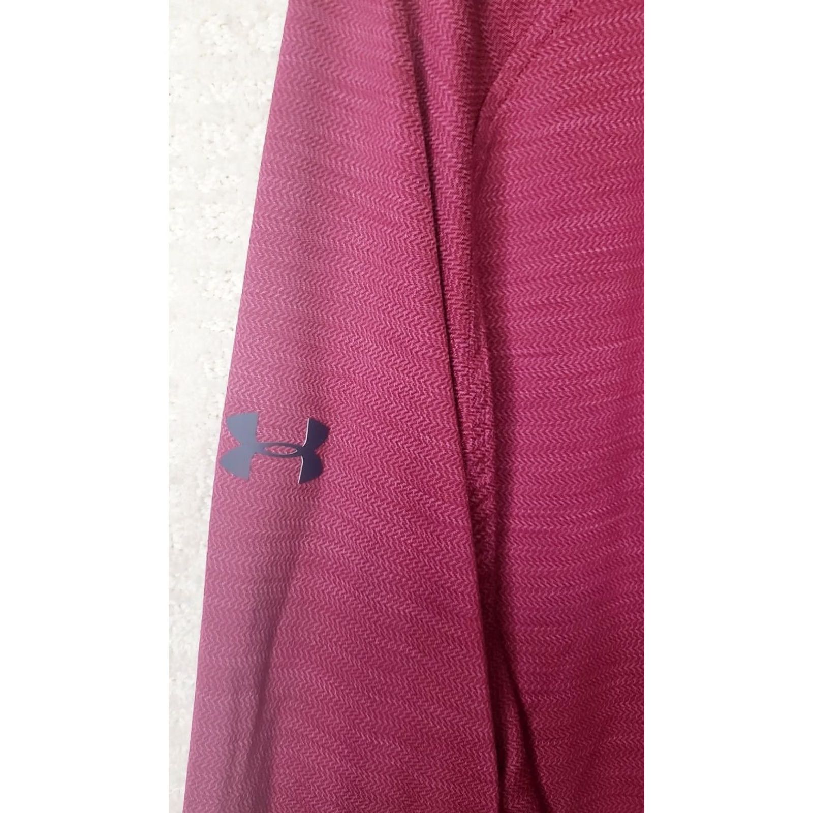 Under Armour Under Armour Shirt Mens Large 1/4 Zip High Neck Running Workout Loose Fit Red Size US L / EU 52-54 / 3 - 5 Thumbnail