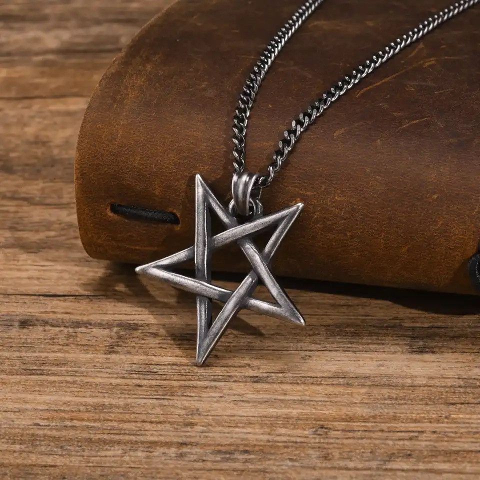 Japanese Brand × Jewelry Pentagram Star Goth Satanic Necklace Chain Size ONE SIZE - 1 Thumbnail