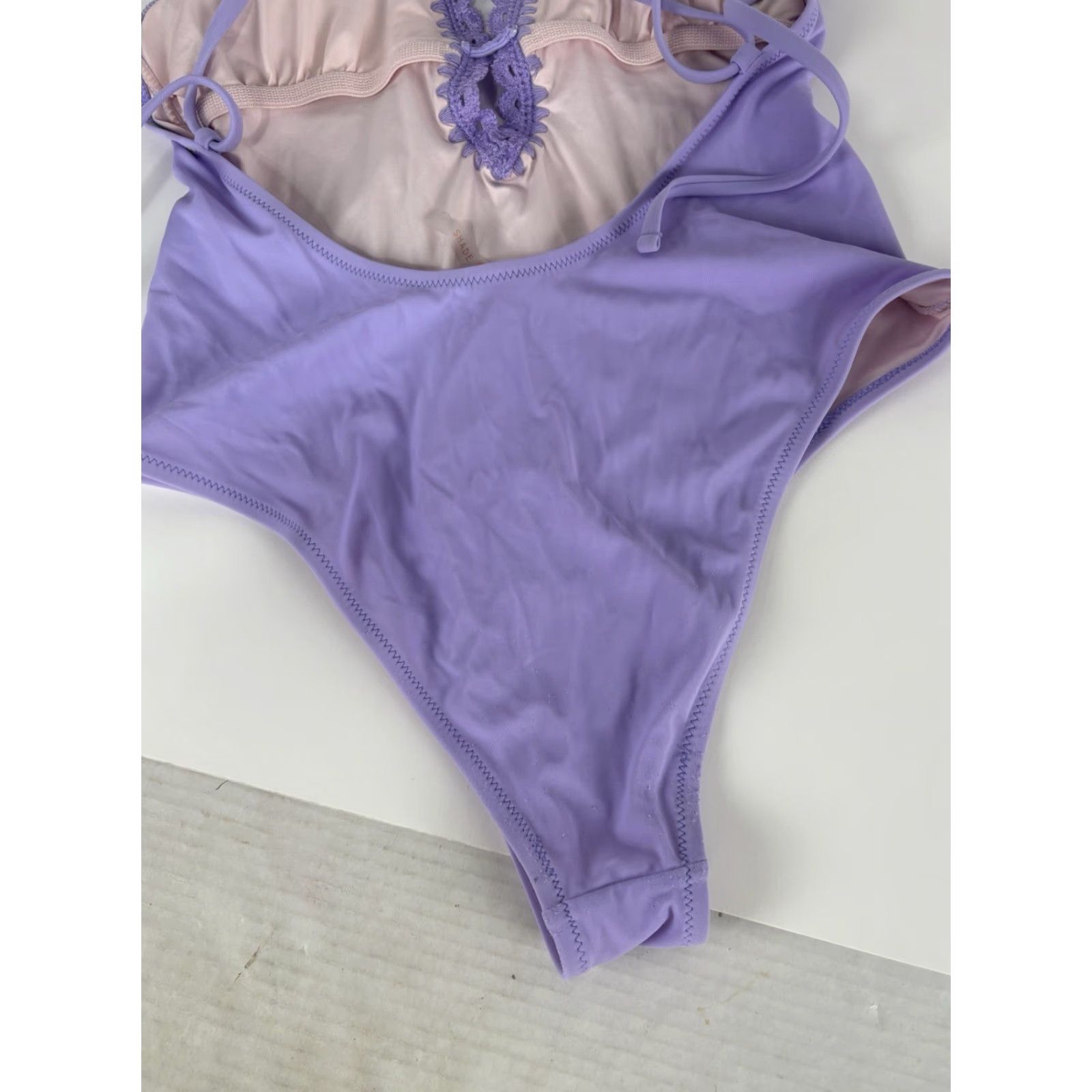 Vintage Shade & Shore One Piece Swimsuit Women's M Lilac Crochet Low Cut Tank Strap Spaghetti Adjustable Backless Removable Pads Nylon Polyester Spandex Size ONE SIZE - 6 Thumbnail