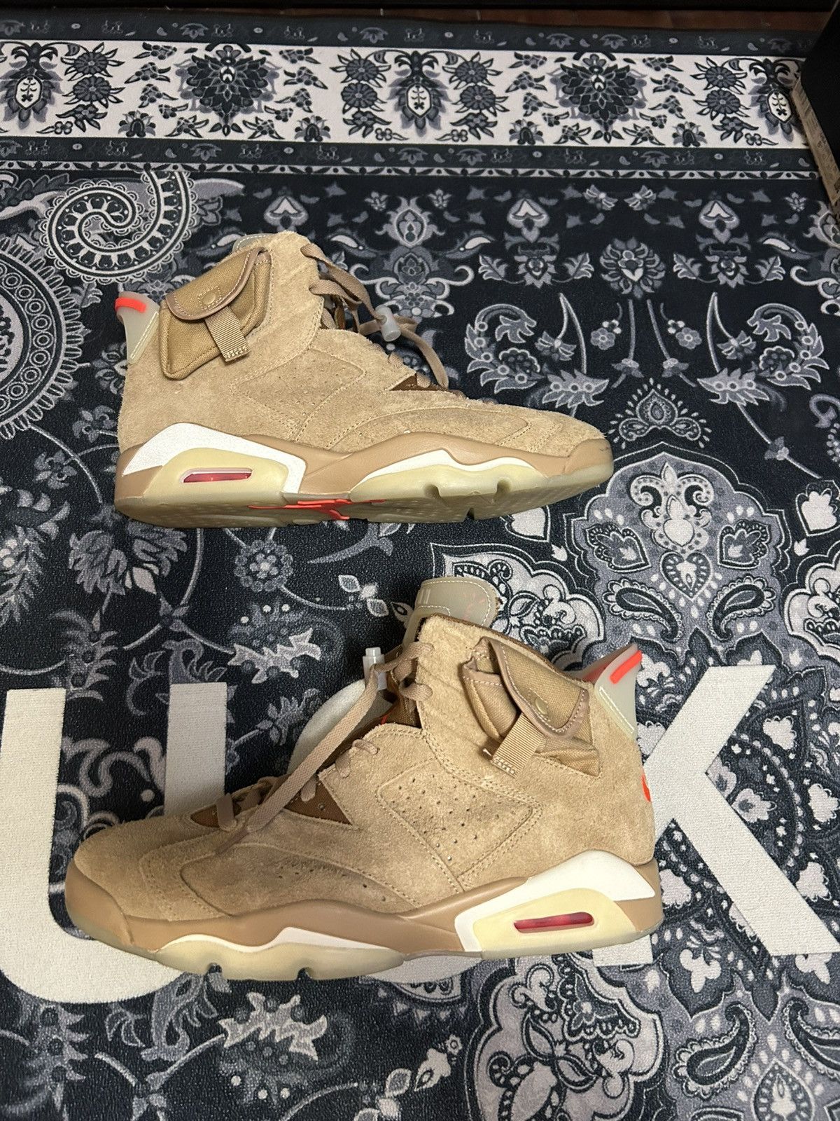 Jordan Brand × Travis Scott Travis Scott Jordan 6 Khaki Size US 11 / EU 44 - 4 Thumbnail