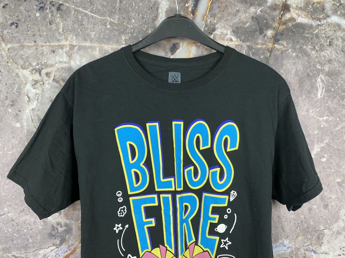 WWE × WWF Men’s Bliss Fire T-Shirt WWE WWF Wrestling Size Large Size US L / EU 52-54 / 3 - 2 Thumbnail
