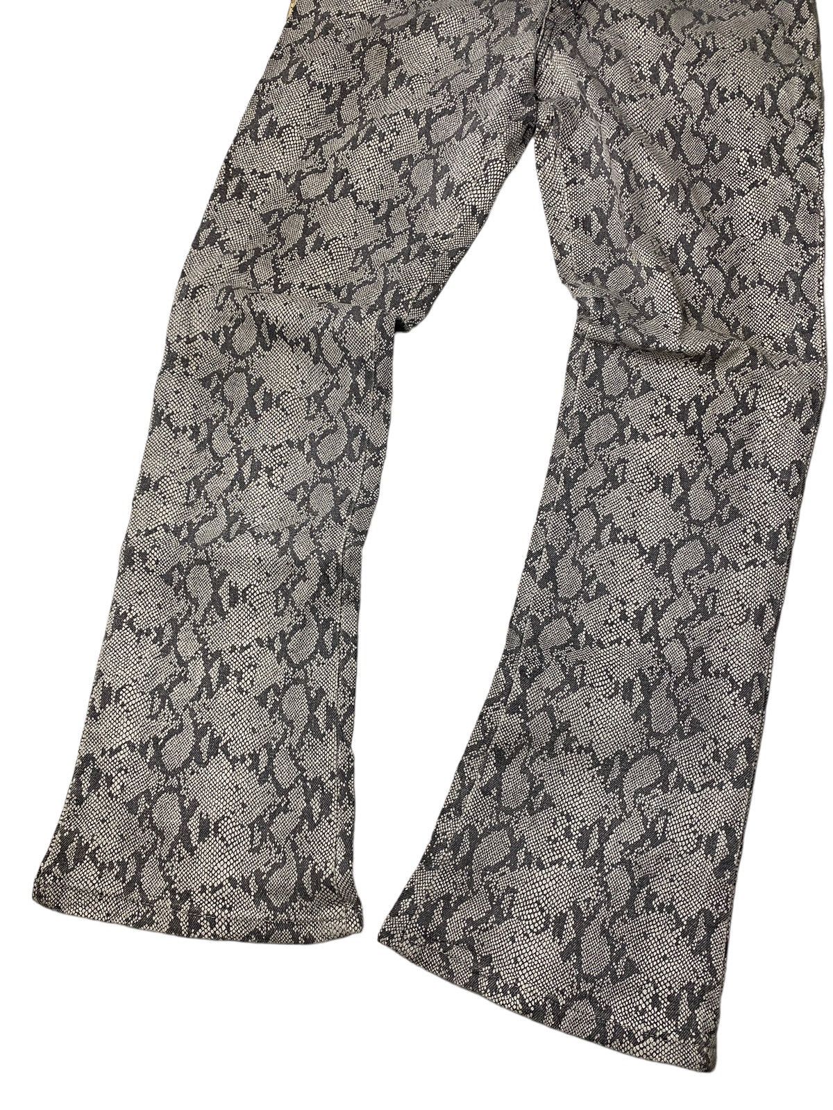 Le Grande Bleu (L.G.B.) 2000's Edwin Flared Snake Pattern Bootcut Jeans Size US 27 - 5 Thumbnail