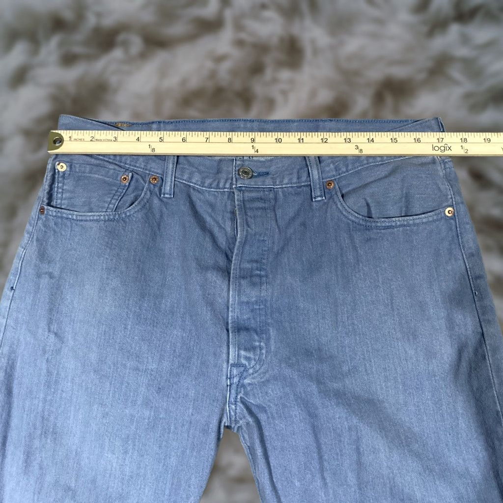 Levi's Levi's 501 Jeans Button Fly Mens Size 34x31 Blue Medium Wash Straight Leg Regular Fit Denim 100% Cotton Classic Vintage? Size US 38 / EU 54 - 1 Thumbnail