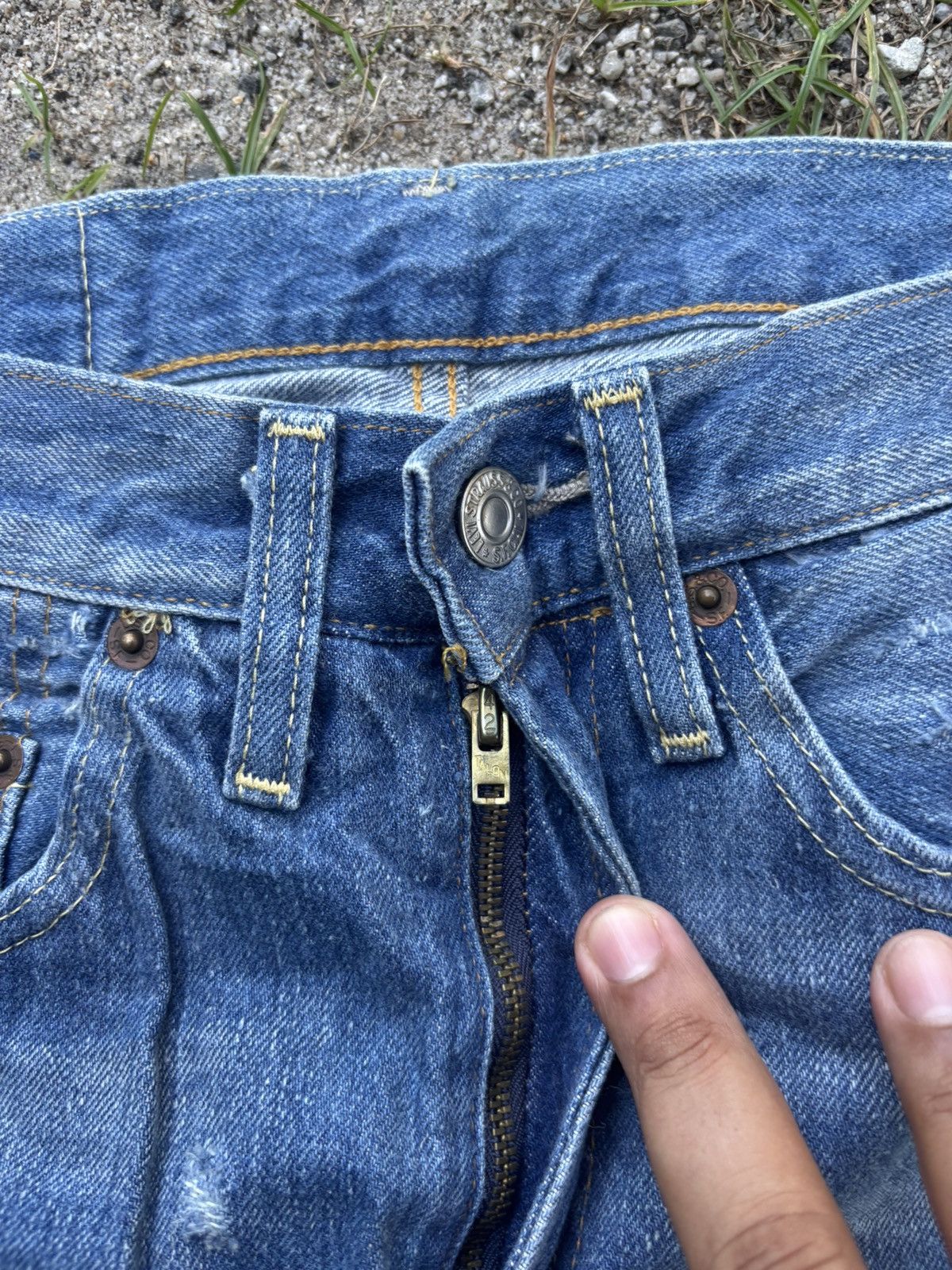 Levi's Levis 501 Zxx Selvedge Jeans Size US 26 / EU 42 - 7 Thumbnail