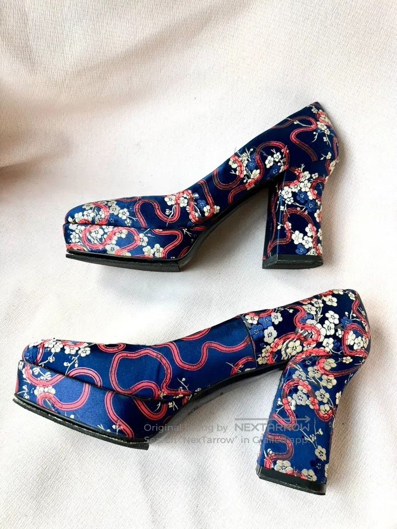 Vivienne Westwood Vivienne Westwood Blue silk floral square-toed high-heeled Size US 4.5 / IT 34.5 - 6 Thumbnail