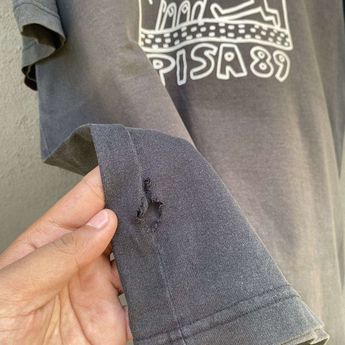 Keith Haring Thrashed Faded Vintage Keith Haring Pisa 89 ERD GRUNGE TEE Size US L / EU 52-54 / 3 - 6 Thumbnail