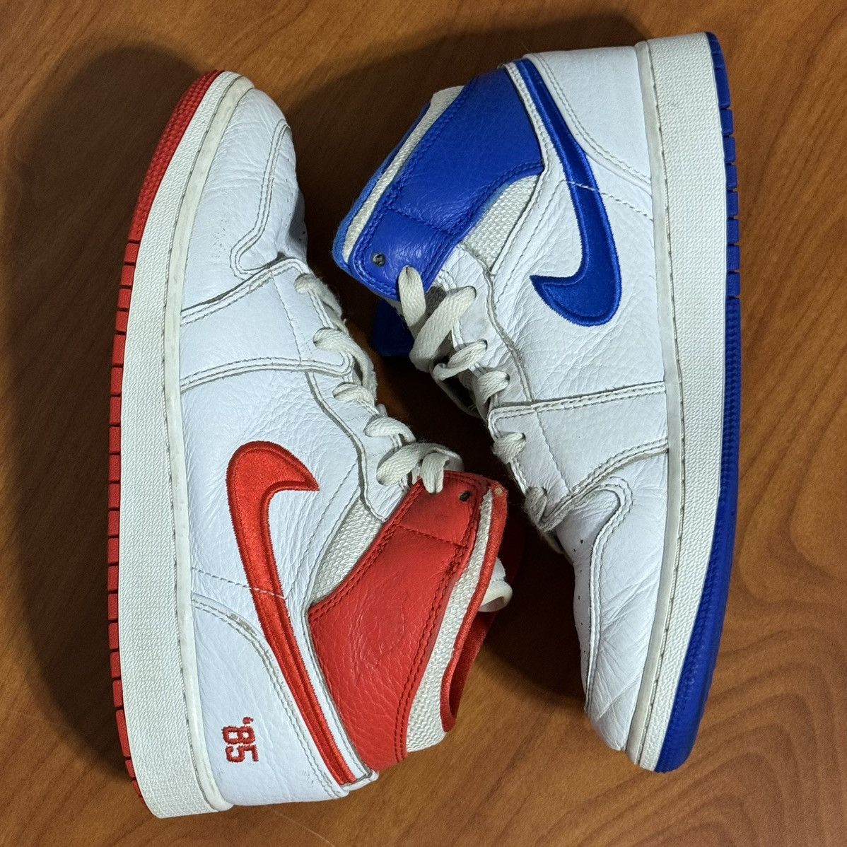 Jordan Brand × Nike Nike Air Jordan 1 Mid SE GS "85" DH0200-100 5.5Y / Woman’s 7 Size US 7 / IT 37 - 2 Thumbnail