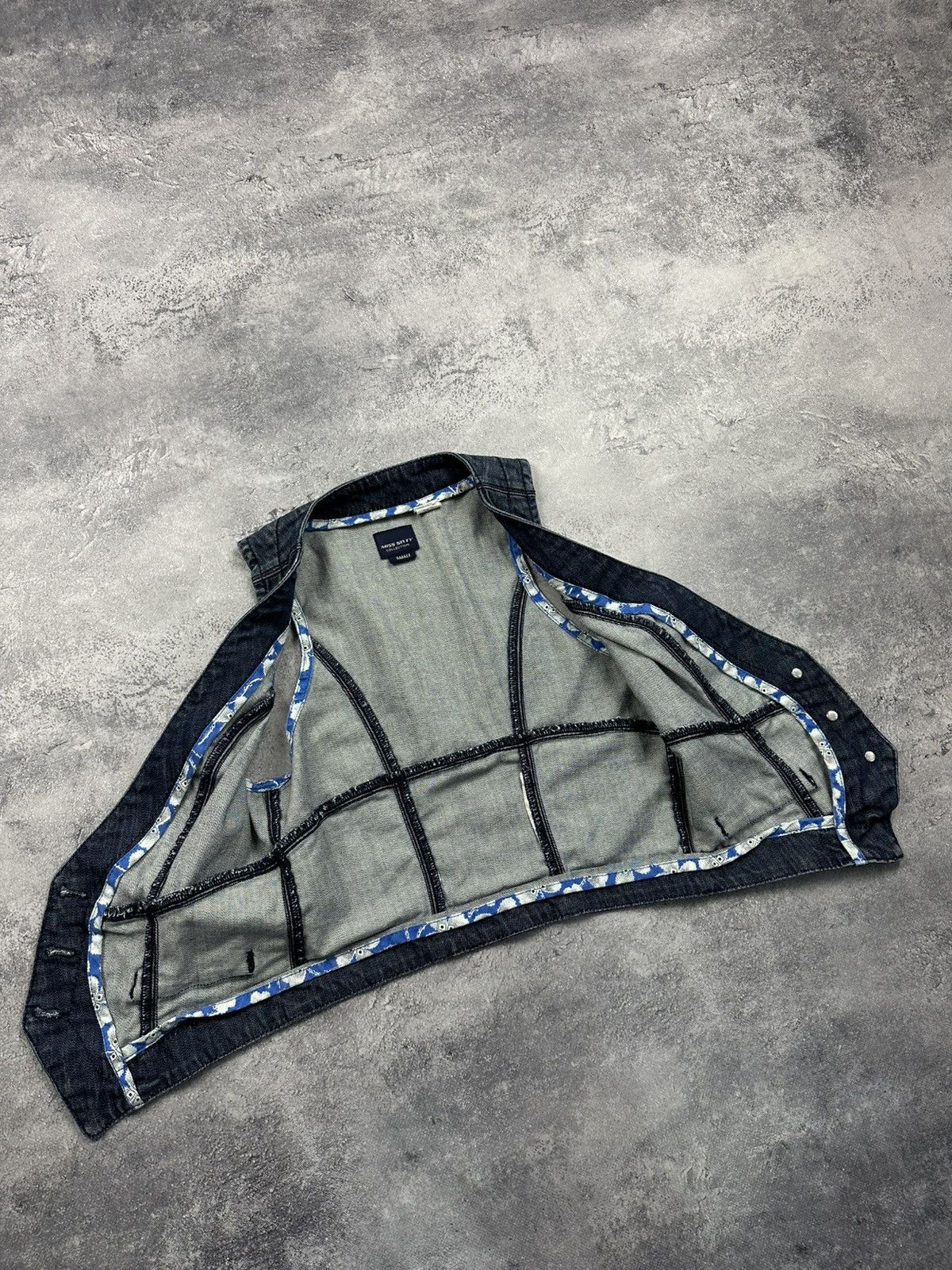 Miss Sixty Vintage Miss Sixty Y2K Vest Avant Garde Japanese Style M60 Size S / US 4 / IT 40 - 11 Thumbnail