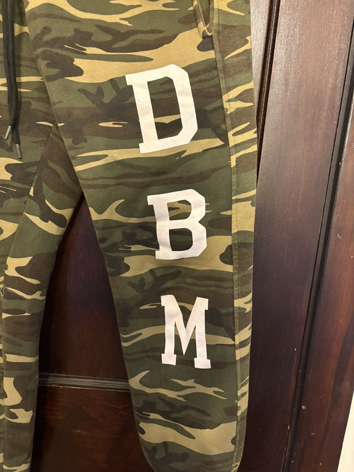 Joe Freshgoods Camo DBM sweatpants. Size US 30 / EU 46 - 4 Thumbnail