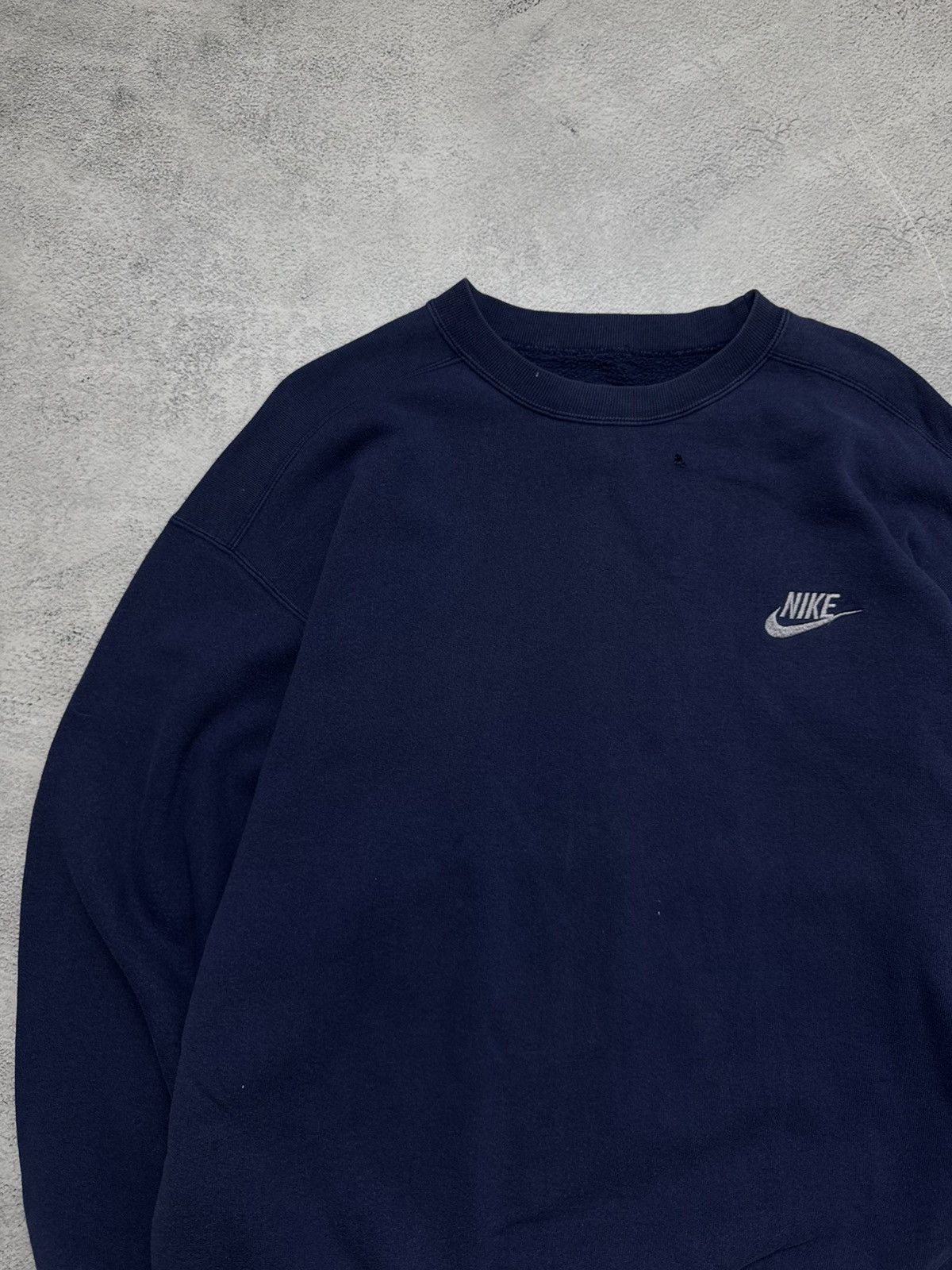 Nike Vintage Y2k Nike Mini Swoosh Sweatshirt 90’s Size US L / EU 52-54 / 3 - 6 Thumbnail