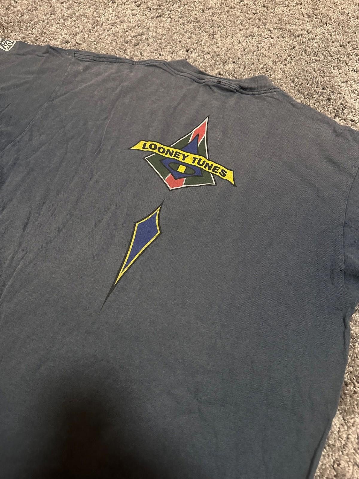 Other Vtg 1996 Surfer Bugs Bunny T-Shirt 90s Looney Tunes Surfing Size US L / EU 52-54 / 3 - 8 Thumbnail