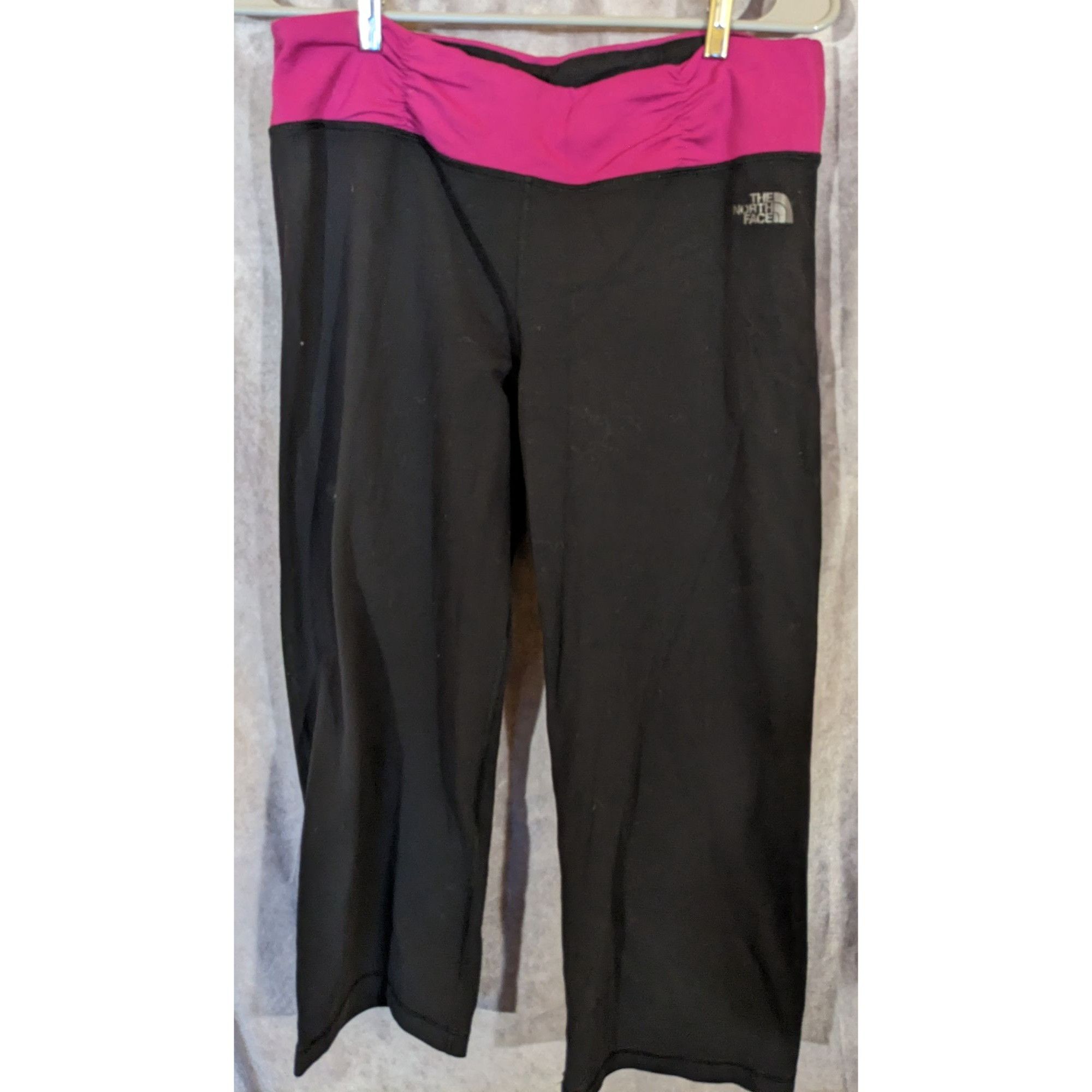 The North Face The North Face Womens Yoga Capri Pants Black & Pink Size Lar Size 32" / US 10 / IT 46 - 5 Thumbnail