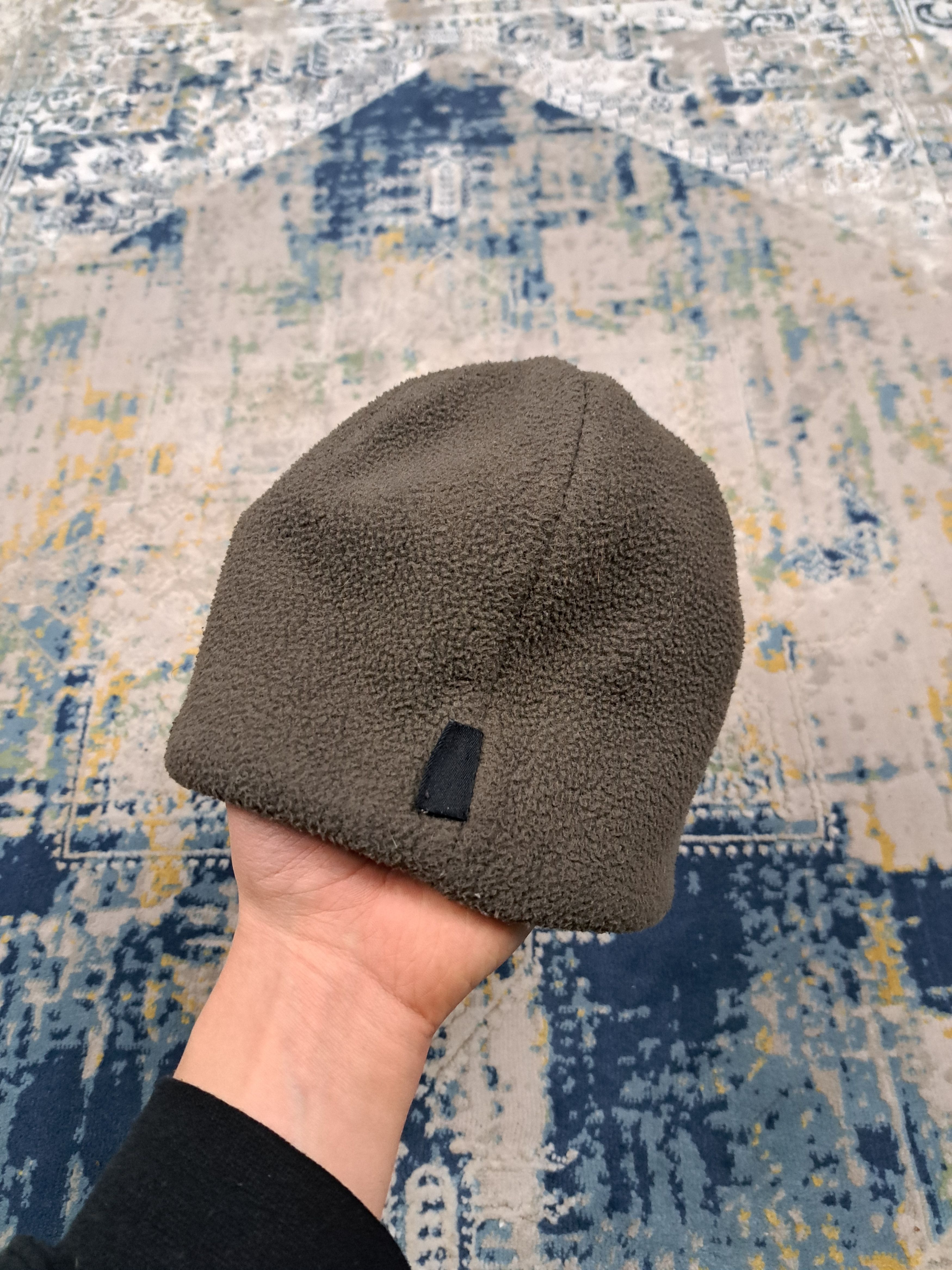 Jack Wolfskin Jack Wolfskin Fleece Beanie Hat Big Paw Drip y2k Gorpcore Size ONE SIZE - 2 Thumbnail