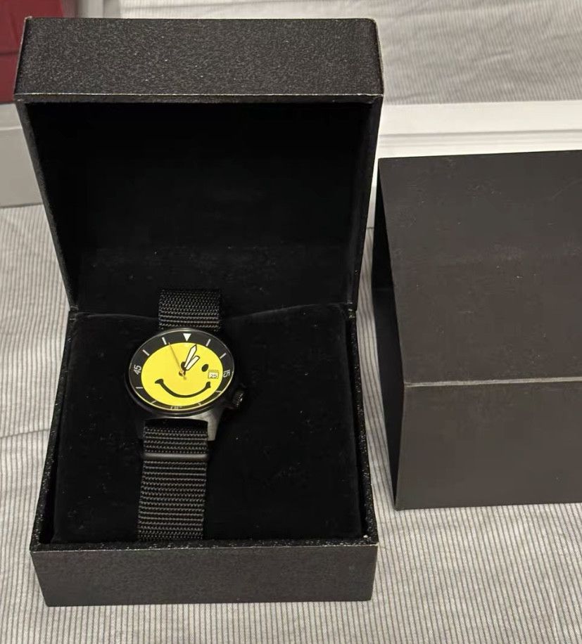 Kapital Kapital smile wath brand new wxx Size ONE SIZE - 1 Thumbnail
