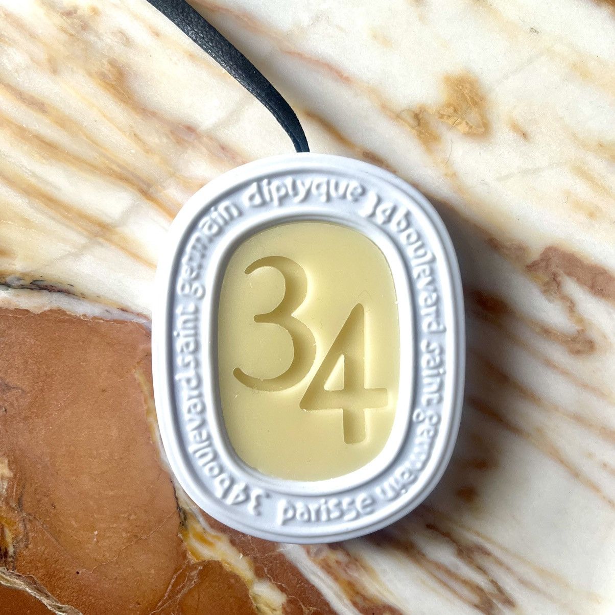 Diptyque Wax oval Size ONE SIZE - 1 Thumbnail