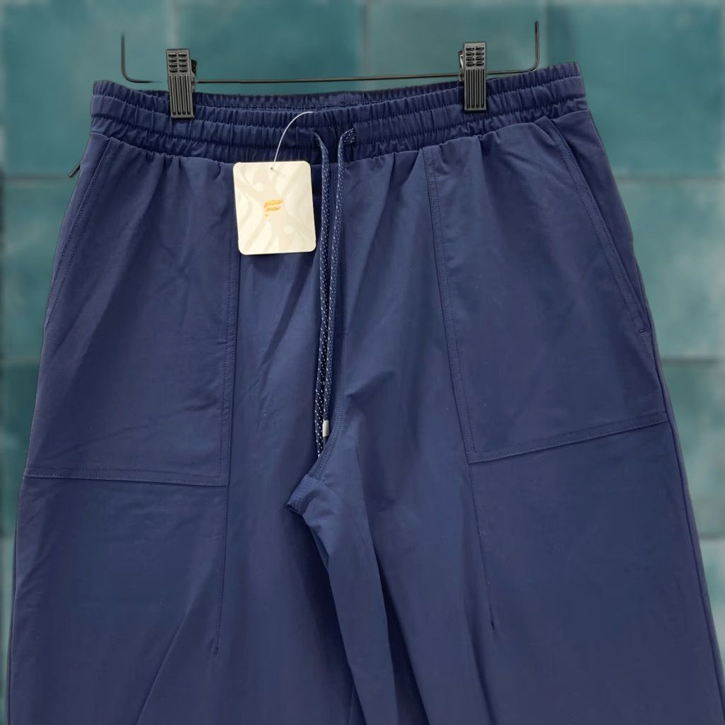 Fabletics Fabletics The One Jogger Athletic Training Womens Small Tall Blue Stretch Preppy Pants Jogger XS Tall Pockets Zipper Pocket Elastic Waist Drawstring Size 28" / US 6 / IT 42 - 1 Thumbnail