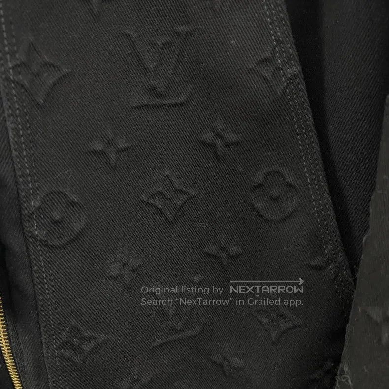 Louis Vuitton Louis Vuitton Embossed full logo logging black jacket Size US S / EU 44-46 / 1 - 4 Thumbnail