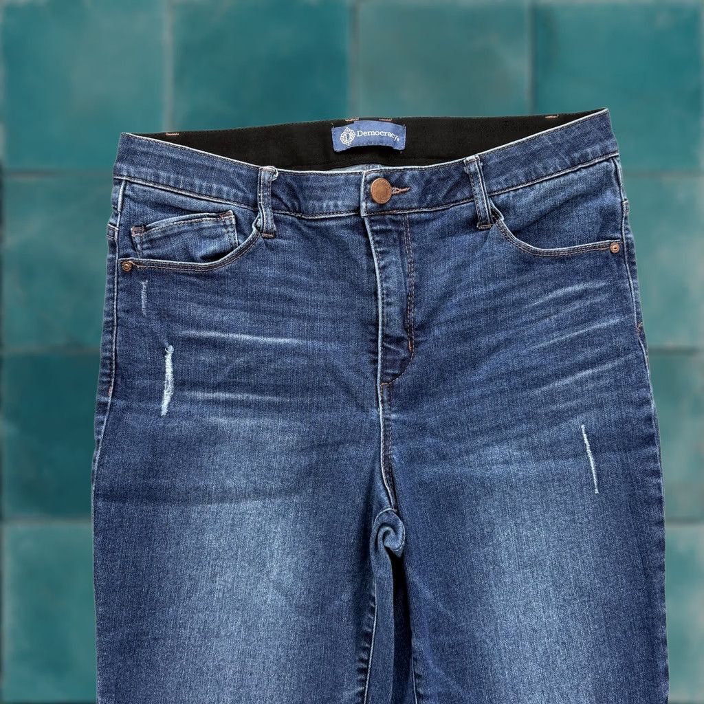 Vintage Democracy Jeans Ankle Womens 12 Blue Wash Distressed Raw Hem Stretch Slim 5-Pocket Size 34" / US 12 / IT 48 - 1 Thumbnail