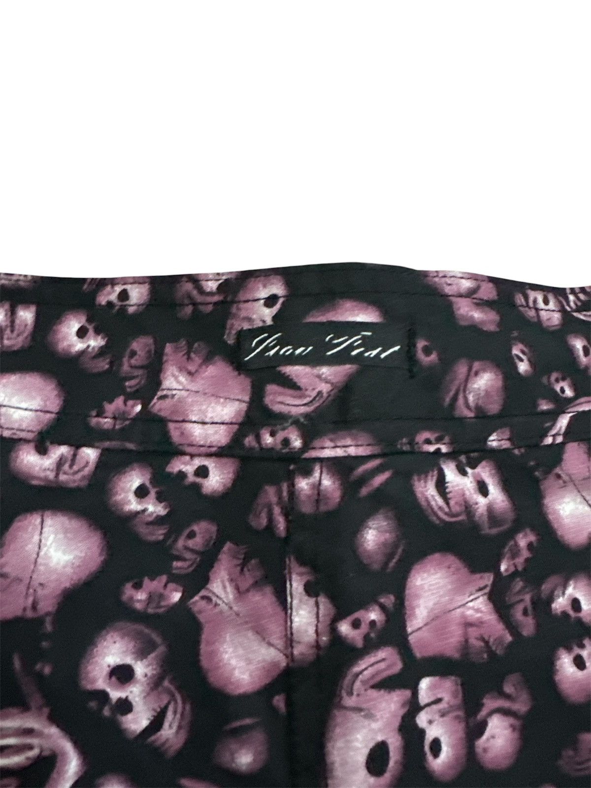 GOA Crazy 2000s Iron Fist Skulls Lgb Goa Jnco Y2K Style Shorts Size US 33 - 5 Thumbnail
