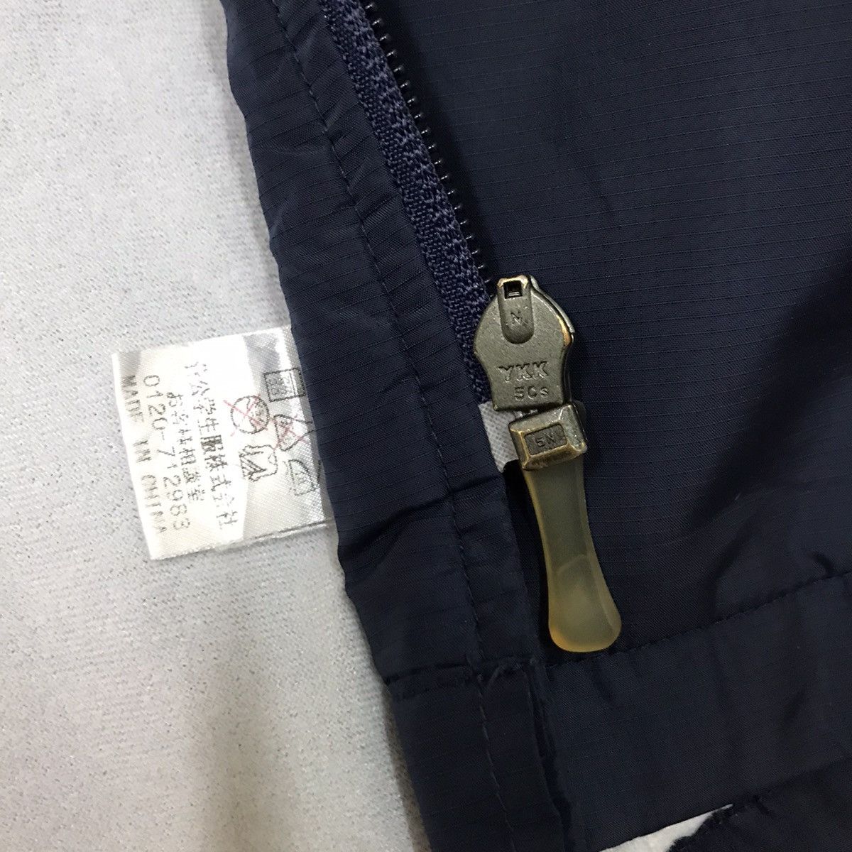 Reebok × Vintage Vintage Reebok Double Breasted Winbreaker Jacket Size US M / EU 48-50 / 2 - 9 Thumbnail