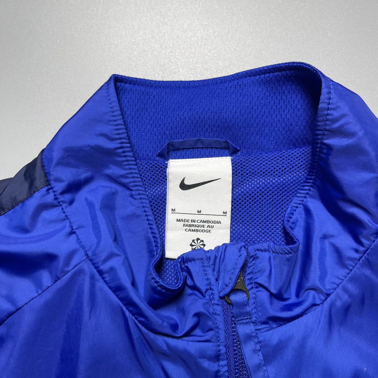 Nike PSG NIKE 2022/2023 FOOTBALL SOCCER REPEL ACADEMY JACKET Size US M / EU 48-50 / 2 - 4 Thumbnail