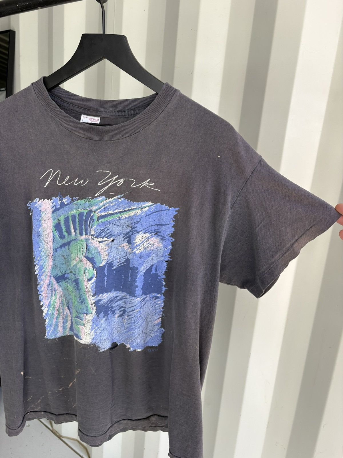 Vintage Vintage New York Art Shirt Faded Thrashed Grunge Band Boxy Size US L / EU 52-54 / 3 - 2 Thumbnail