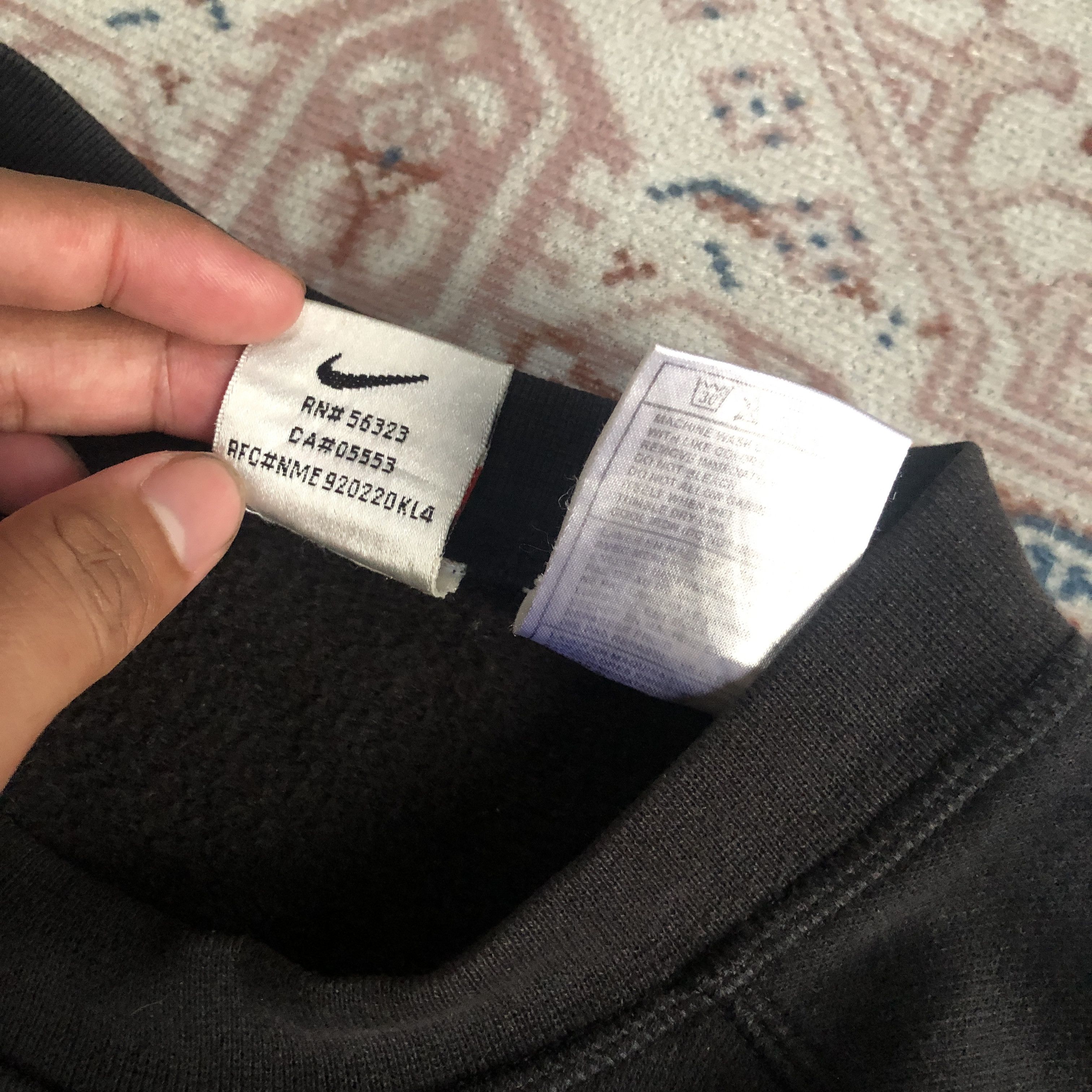 Nike Nike center swosh vintage 90s Size US L / EU 52-54 / 3 - 5 Thumbnail