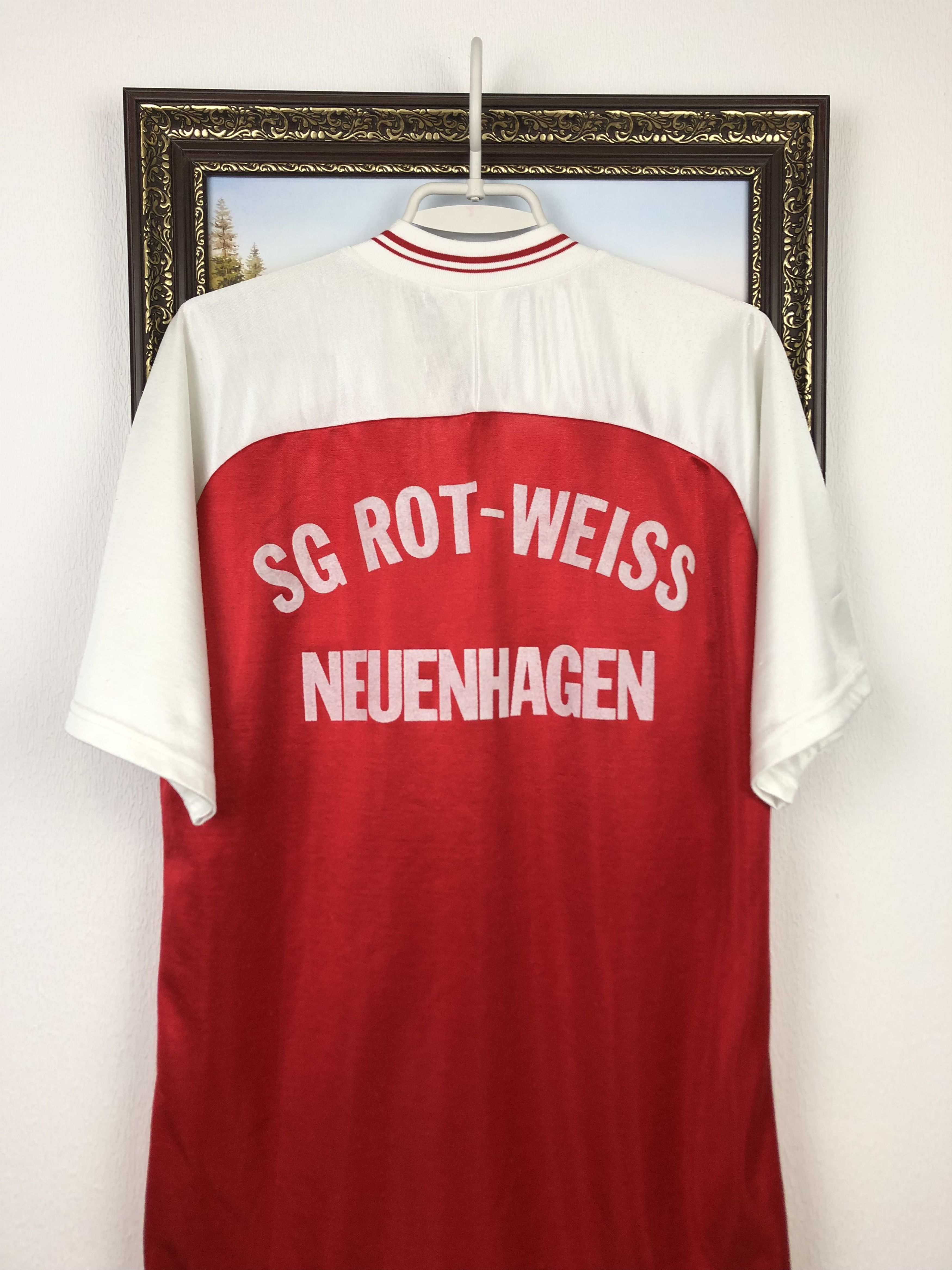 Vintage Vintage SG Rot-Weiss Neuenhagen Football Shirt Soccer Jersey Size US L / EU 52-54 / 3 - 8 Thumbnail
