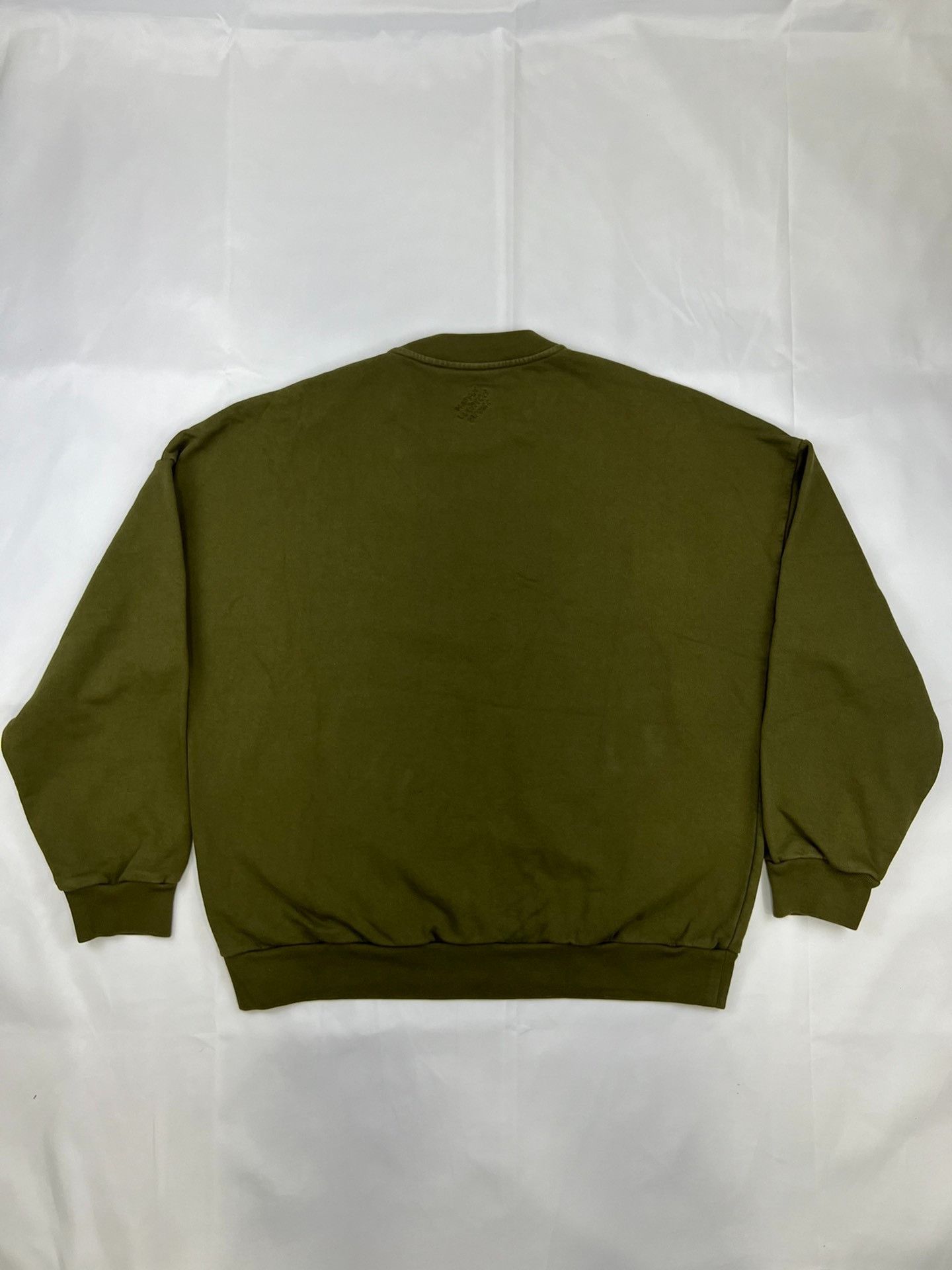 Louis Vuitton LOUIS VUTTON SS24 Logo Studded Printed Crew Neck Long Sleev Size US XL / EU 56 / 4 - 2 Thumbnail