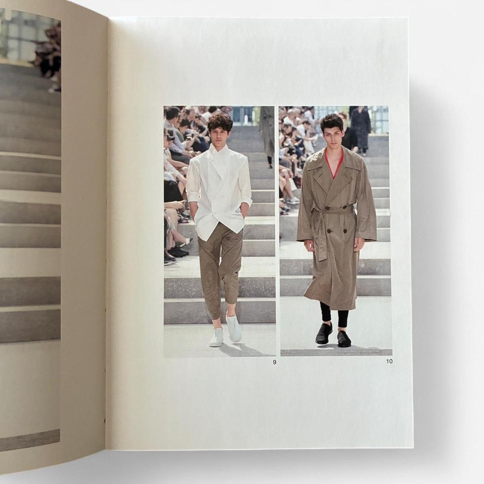 Issey Miyake × Pleats Please Issey Miyake Issey Miyake Men spring /summer 2018 catalog lookbook Size ONE SIZE - 3 Thumbnail