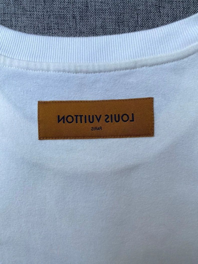 Louis Vuitton Louis Vuitton Tourist vs. Purist TShirt-2506 Size US L / EU 52-54 / 3 - 6 Thumbnail