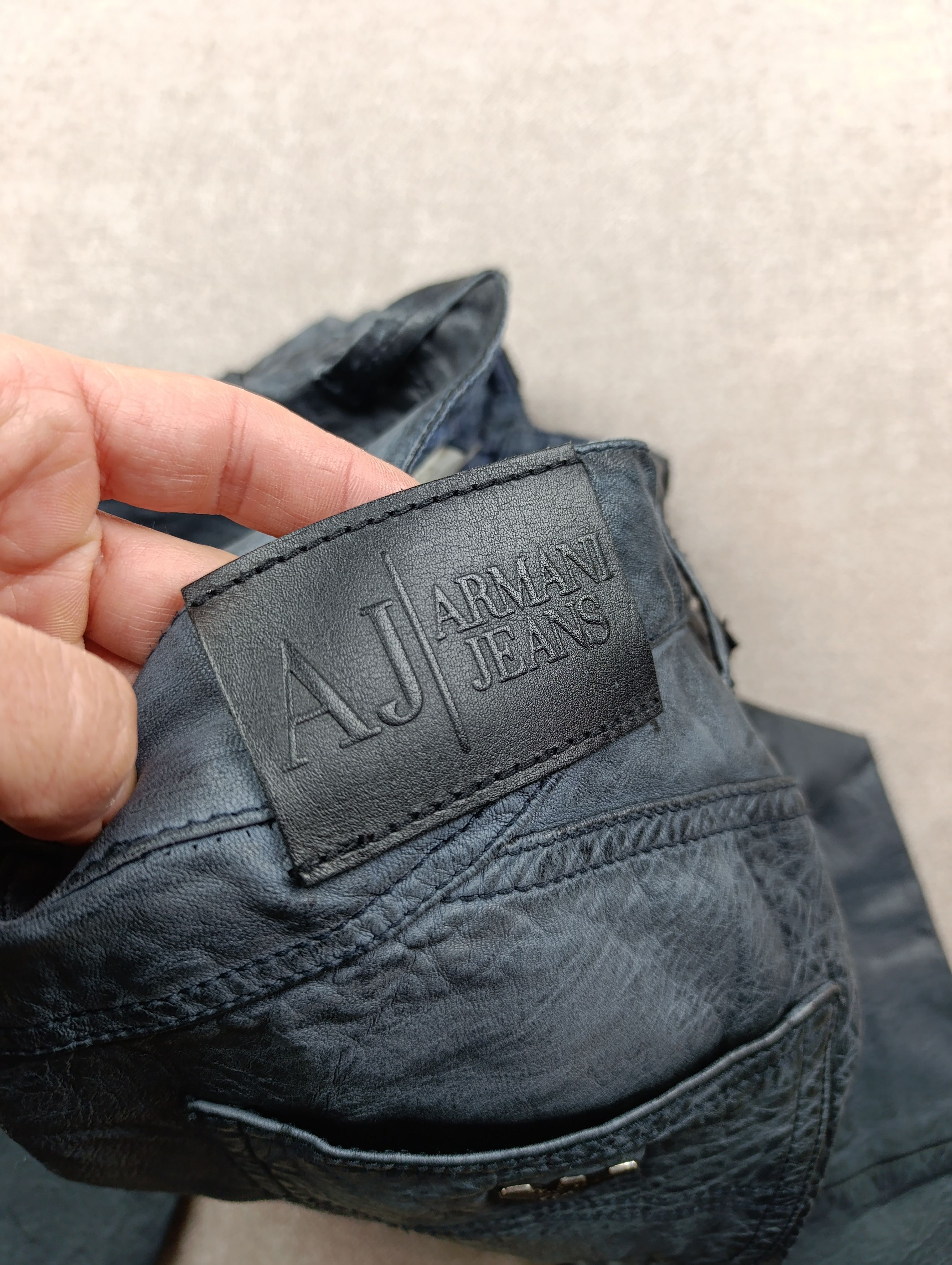 Armani 2000s Armani Navy Lamb Leather Slim Pants Size 30" / US 8 / IT 44 - 3 Thumbnail