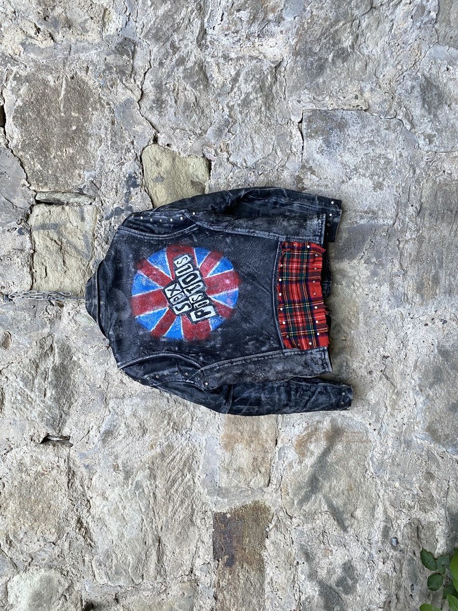 Vintage Vintage Punk Distressed Leather Jacket Sex Pistols / D.R.I. Size US M / EU 48-50 / 2 - 10 Thumbnail