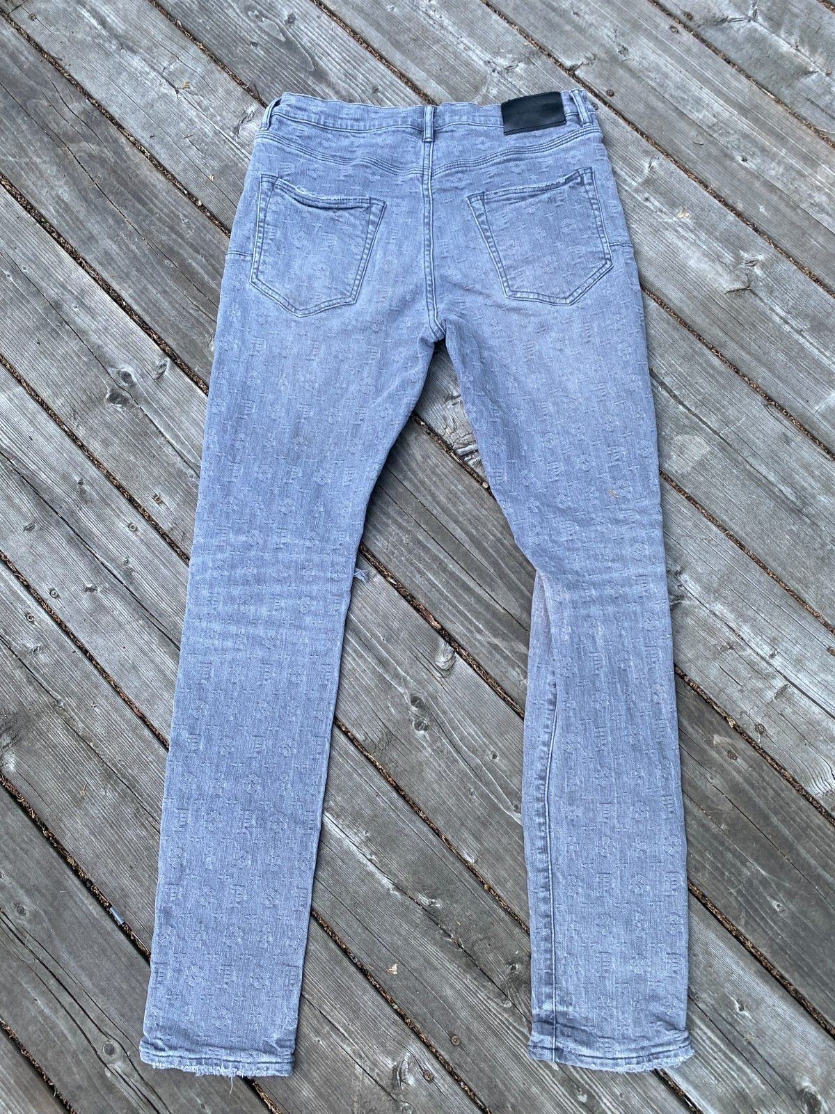 Purple Brand Purple Brand P001 Monogram Denim (Light Indigo Gray) Size 3 Size US 31 - 6 Thumbnail